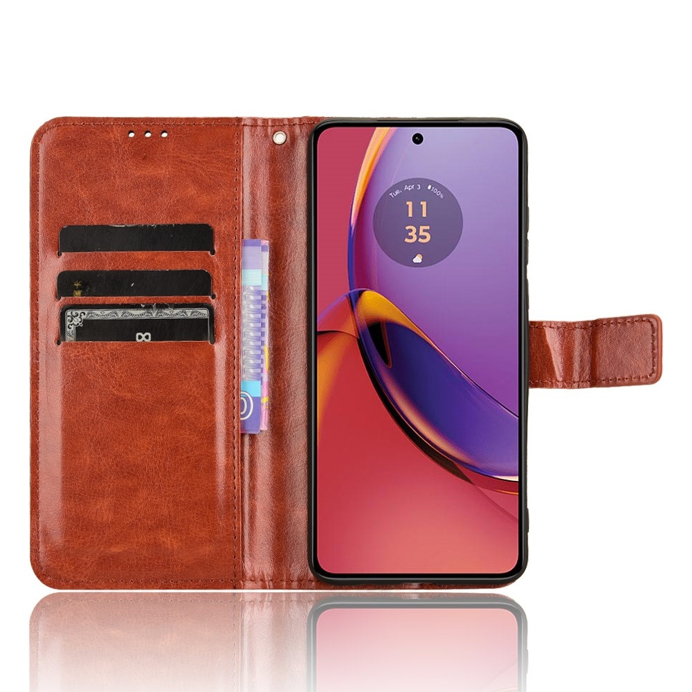 Crazy knižkové púzdro na Motorola Moto G84 5G - hnedé