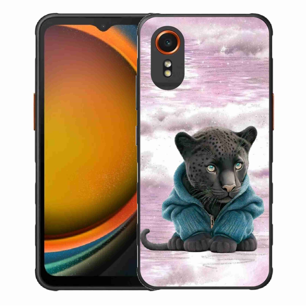 Gélový kryt mmCase na Samsung Galaxy Xcover 7 - čierny panter vo svetri