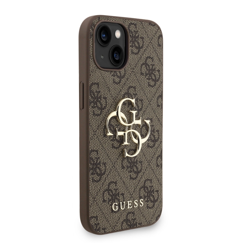 Guess PU 4G Metal Logo Strap Zadný Kryt pre iPhone 15 Brown