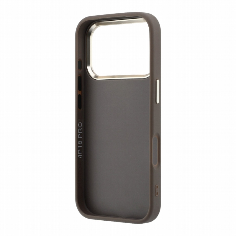 Guess PU 4G Resin Metal Logo – zadný kryt pre iPhone 18 Pro, hnedý