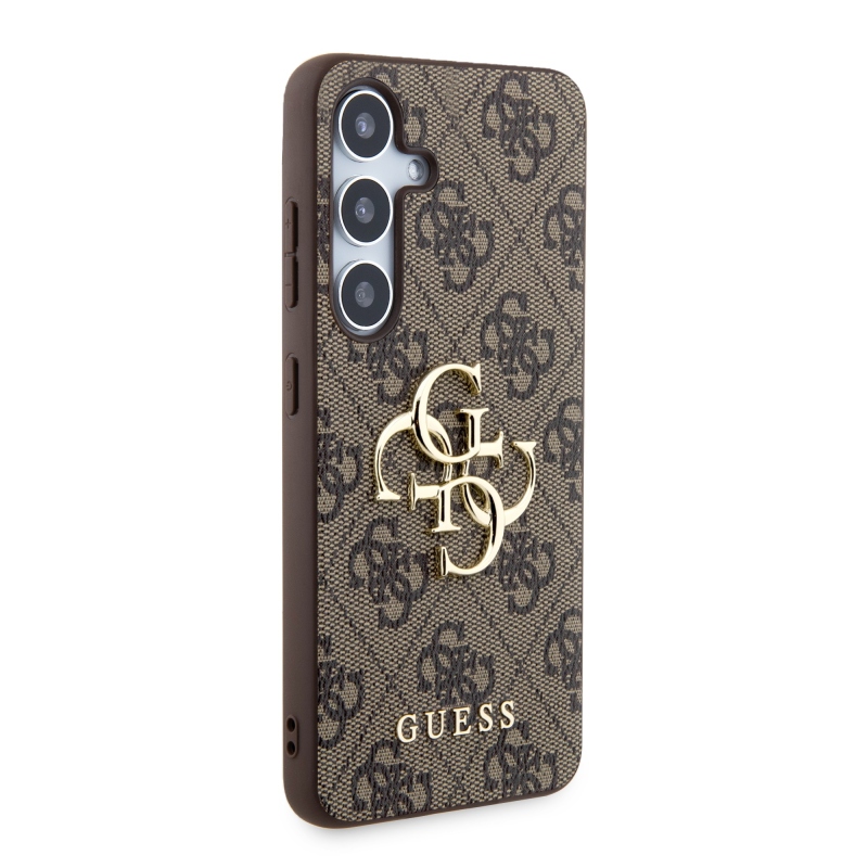 Guess PU 4G Metal Logo Zadný Kryt pre Samsung Galaxy S24 Brown