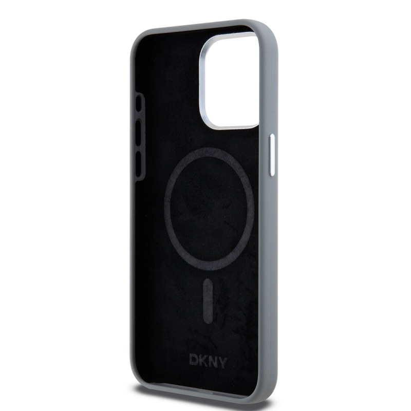 DKNY Liquid Silicone Silver Metal Logo Magsafe Zadný Kryt pre iPhone 15 Pro Max Grey