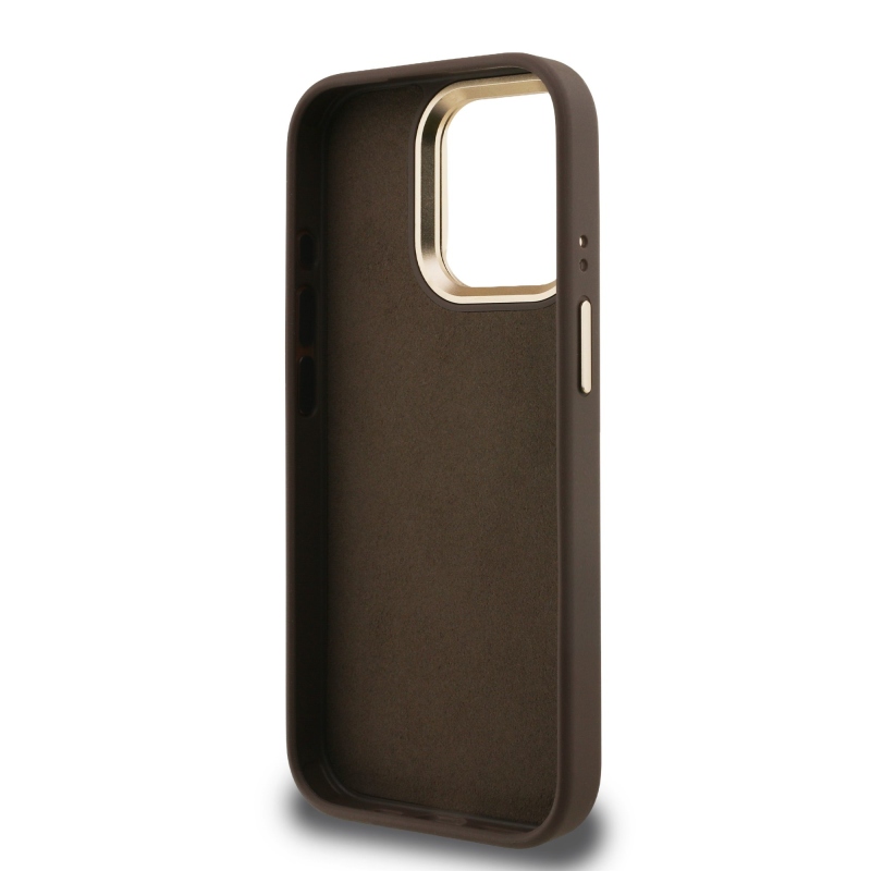 Guess PU 4G Metal Logo Stand Camera Frame Zadný Kryt pre iPhone 15 Pro Max Brown