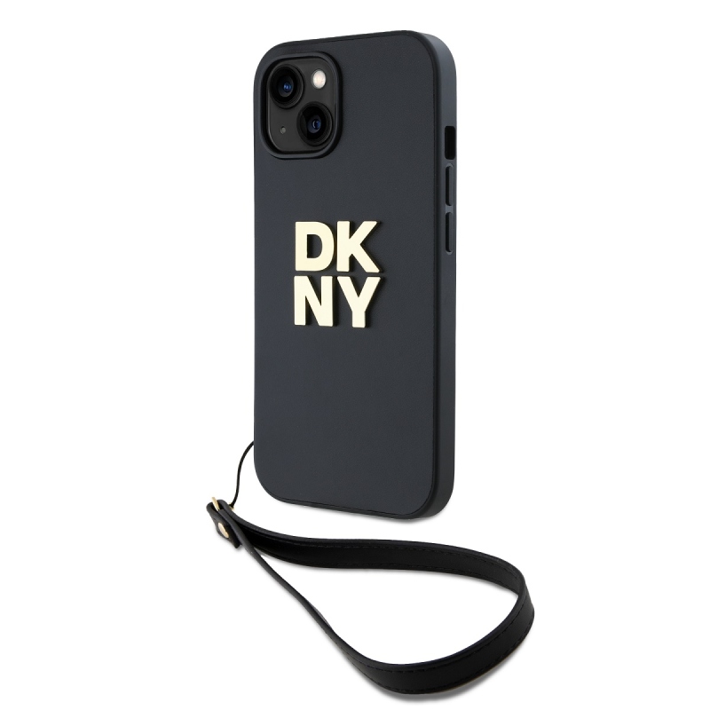 DKNY PU Leather Stack Logo Wrist Strap Zadný Kryt pre iPhone 15 Black