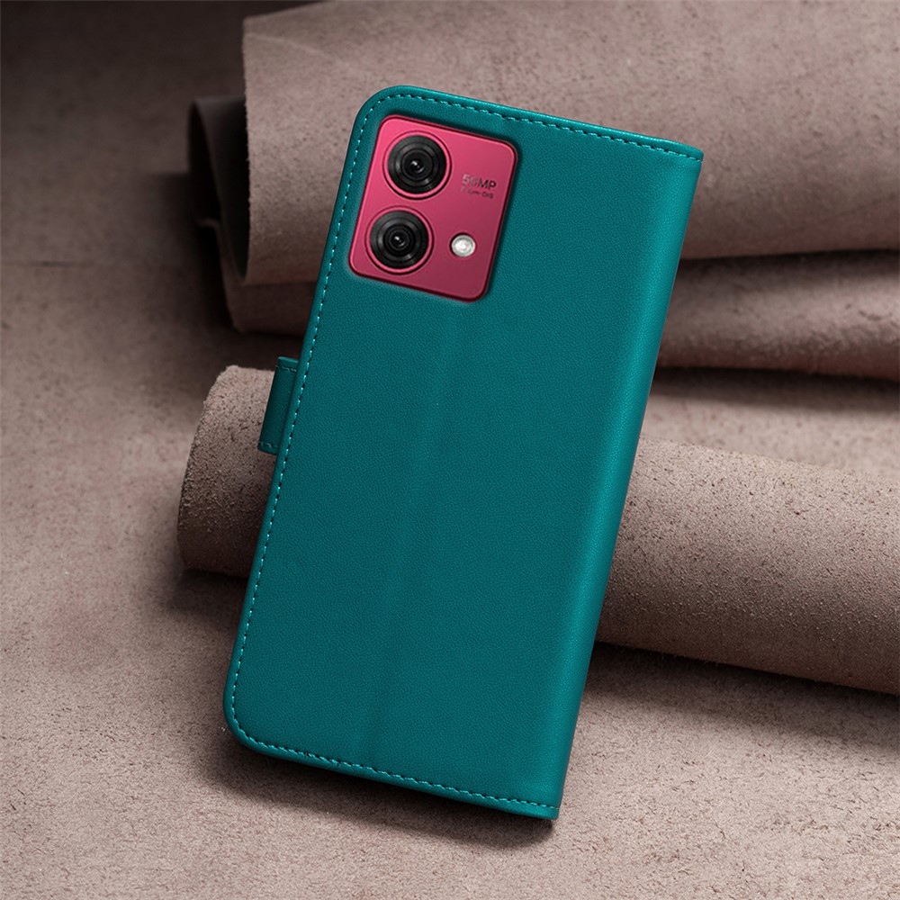 BNF knižkové púzdro na Motorola Moto G84 5G - zelené