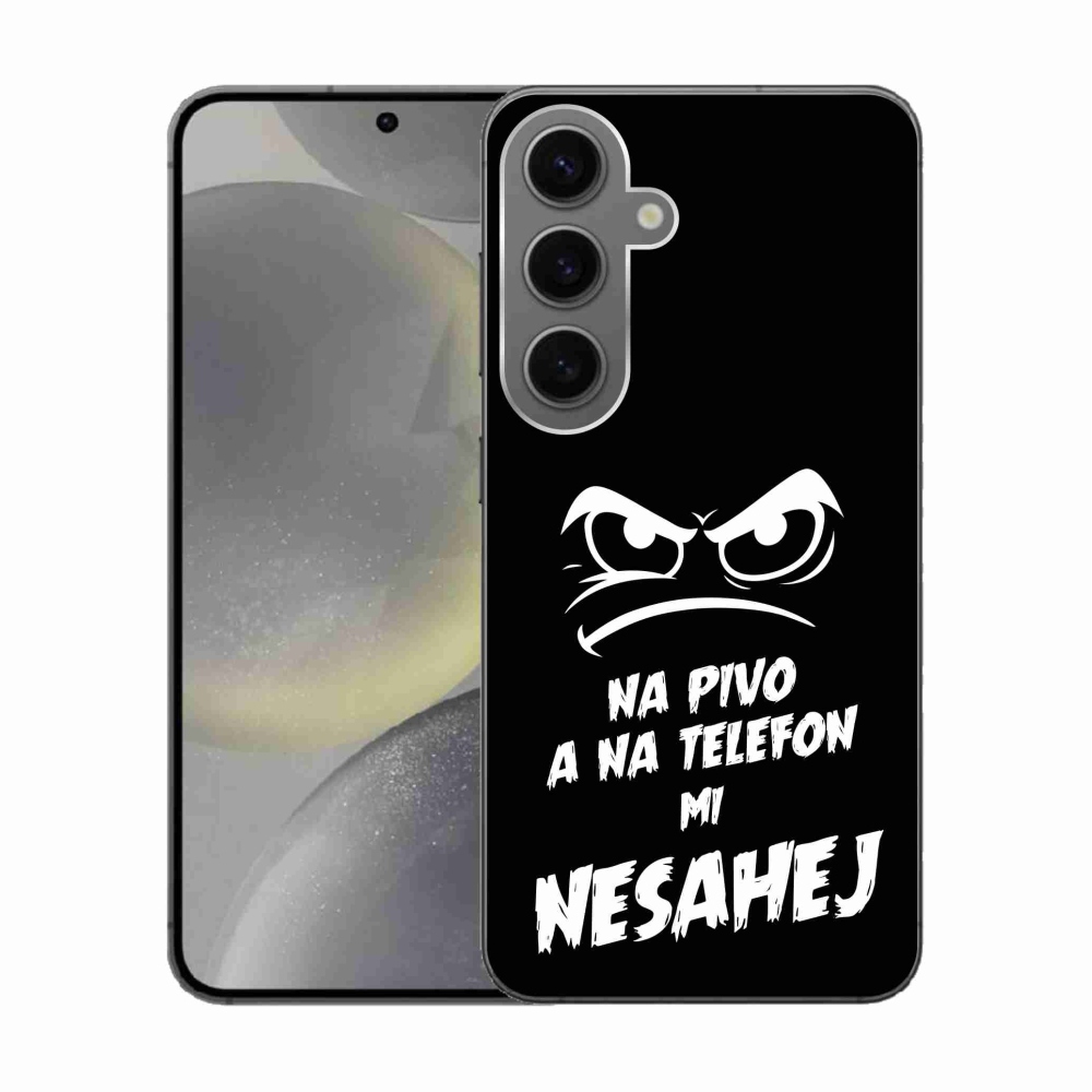 Gélový kryt mmCase na Samsung Galaxy S24 - pivný motív 2 čierne pozadie