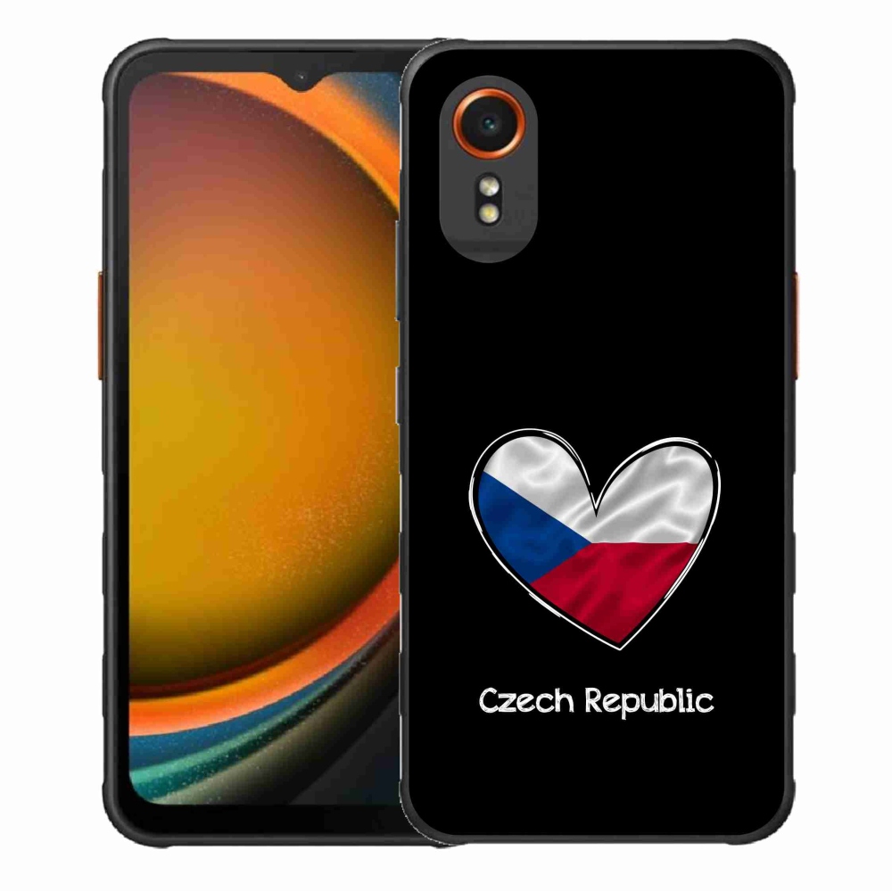 Gélový kryt mmCase na Samsung Galaxy Xcover 7 - vlajka srdca čierne pozadie