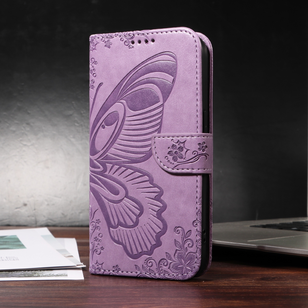 Floral Butterfly knižkové púzdro na iPhone 17 - svetlofialové