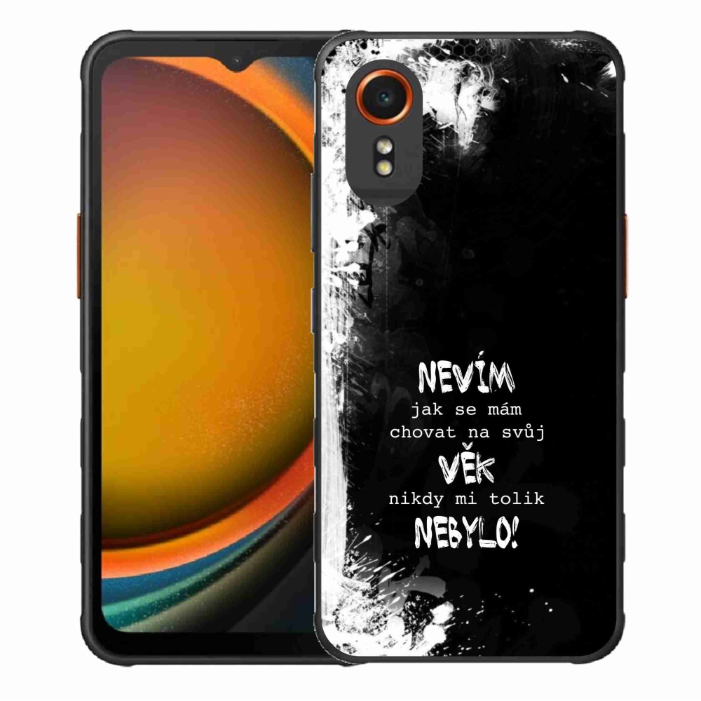Gélový kryt mmCase na Samsung Galaxy Xcover 7 - vtipný text 14 čierne pozadie