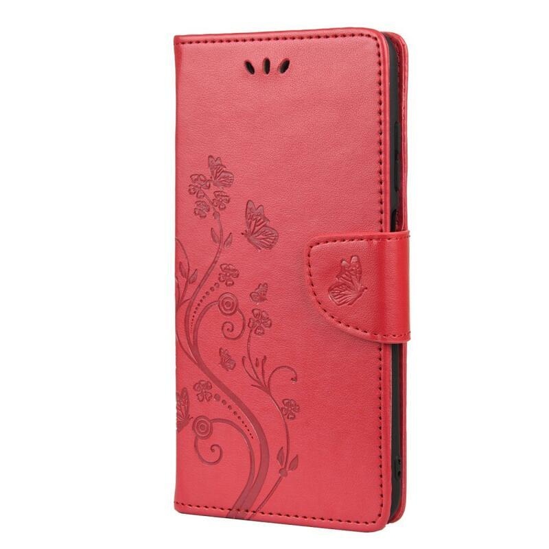Butterflies PU kožené peněženkové puzdro na mobil Xiaomi 11T / 11T Pro - červené