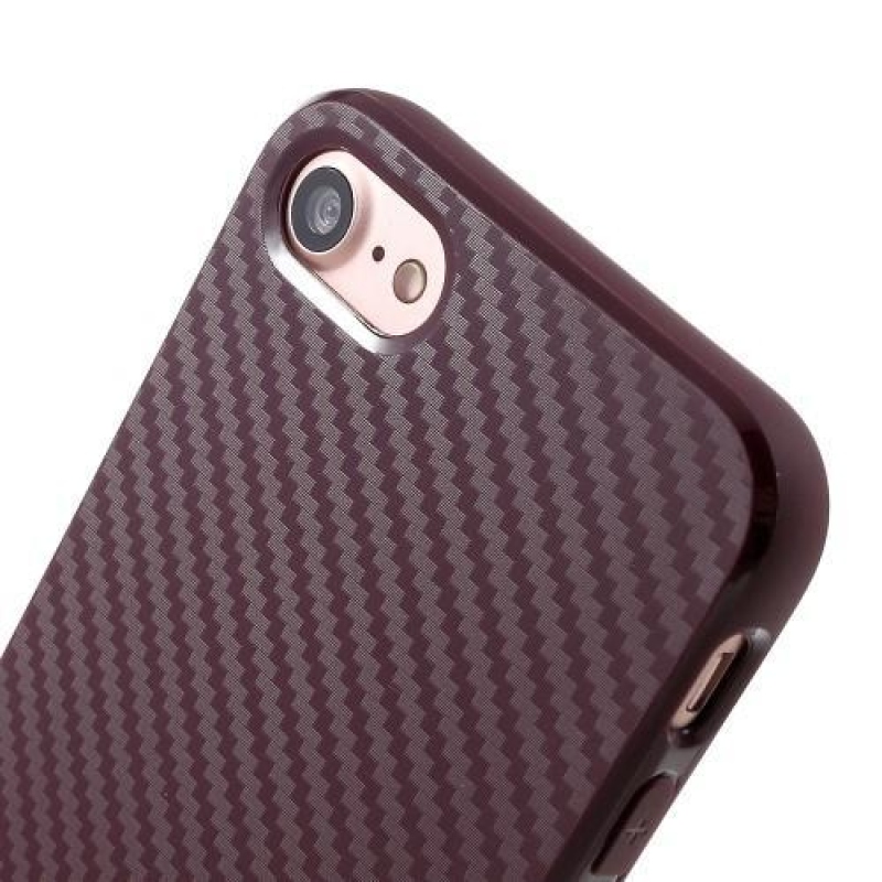 Carbon textúrovaný gélový obal na iPhone 7 a iPhone 8 - vínový