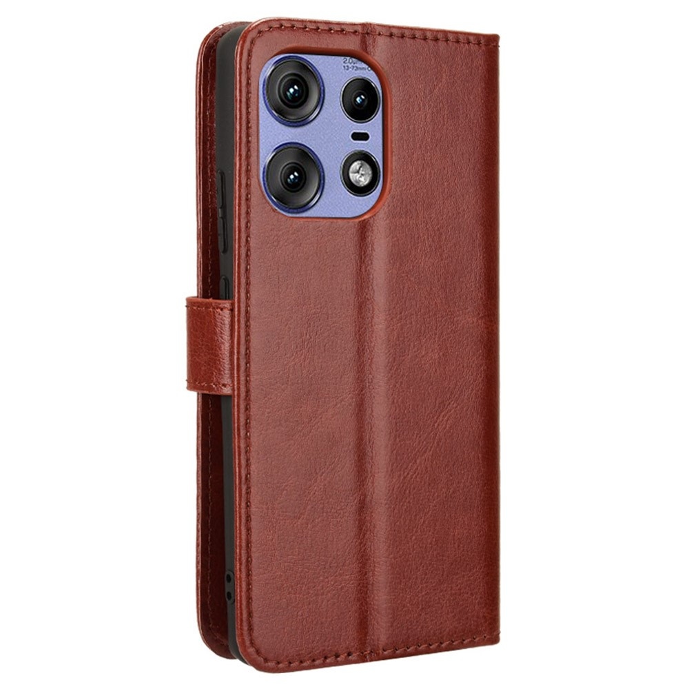 Crazy knižkové púzdro na Motorola Edge 50 Pro 5G - hnedé