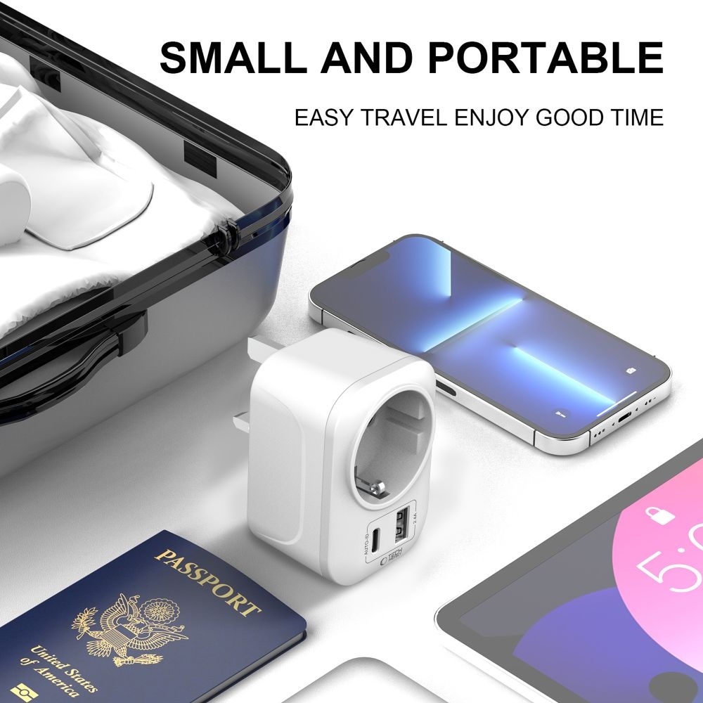 Tech-Protect TA100 cestovný adaptér UK na EÚ s USB-C a USB-A