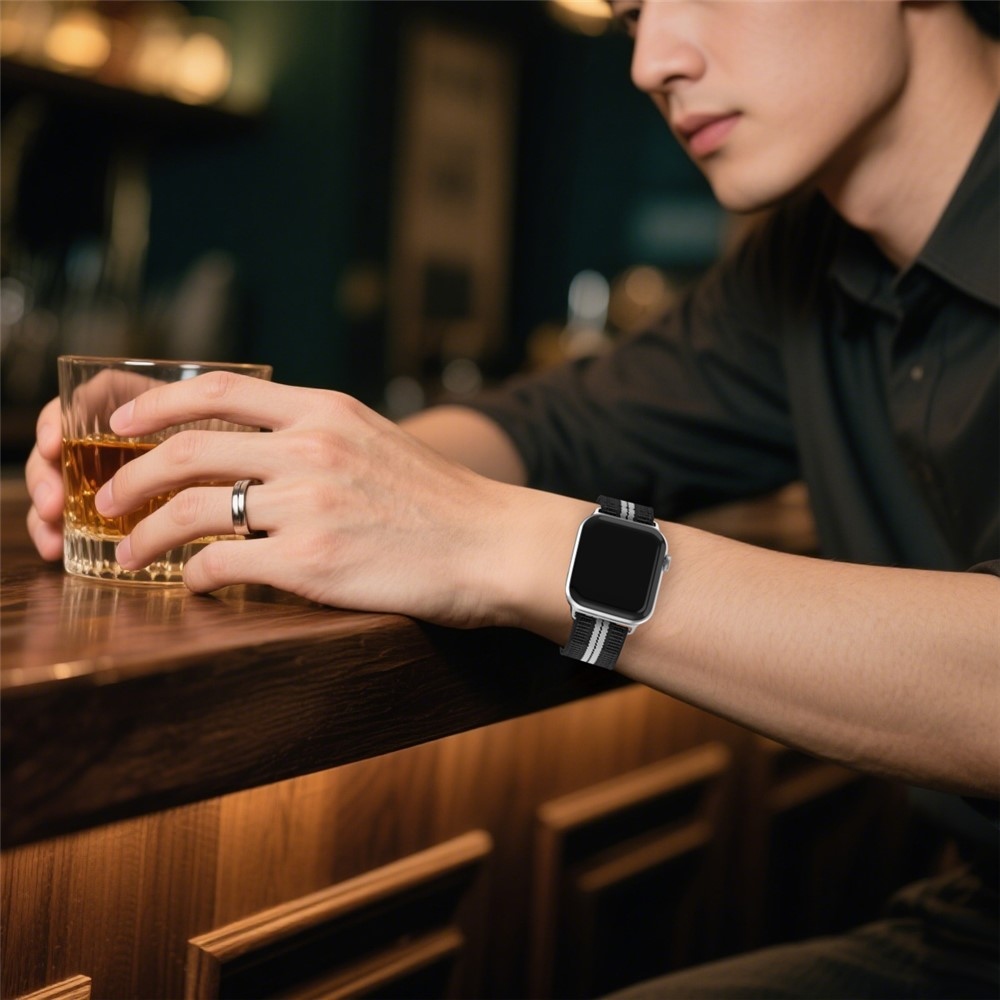 Fasten nylonový remienok na Apple Watch Ultra 4/3/2/1 49mm/12/11/10 46mm - čierny/biely