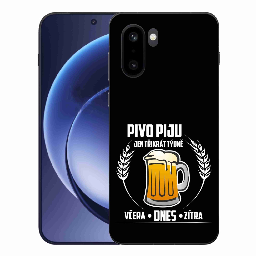 Gélový kryt mmCase na One Plus 15R - pivný motív čierne pozadie