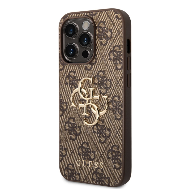 Guess PU 4G Metal Logo Zadný Kryt pre iPhone 15 Pro Max Brown