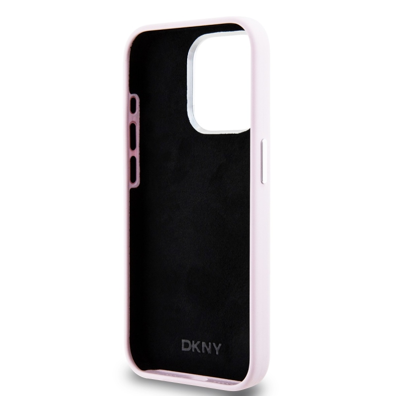 DKNY Liquid Silicone Silver Metal Logo Magsafe Zadný Kryt pre iPhone 15 Pro Pink