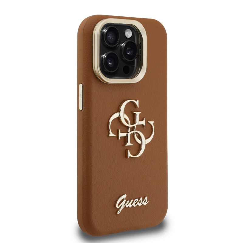 Guess PU Grained 4G Logo Stand Camera Frame Zadný Kryt pre iPhone 15 Pro Max Brown