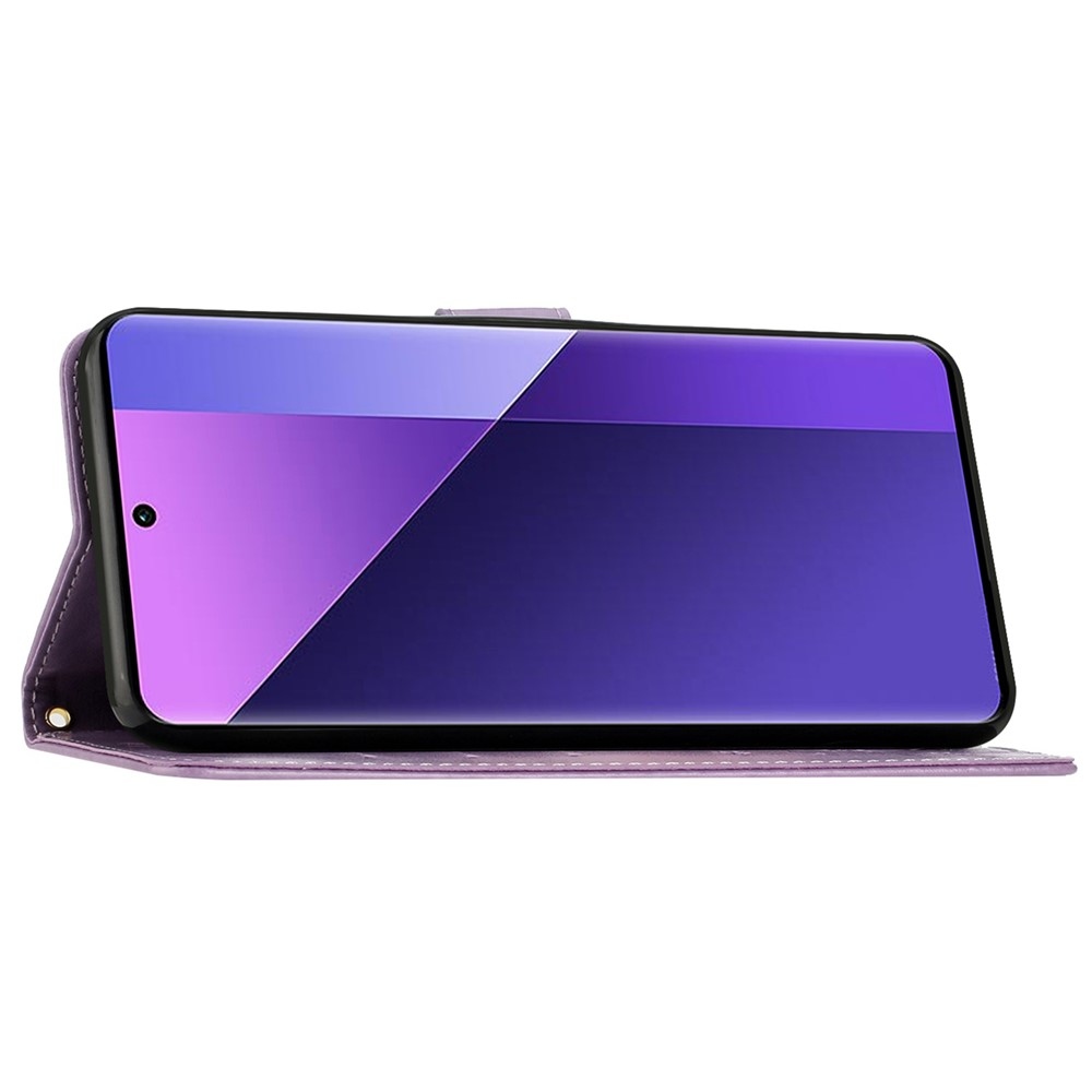 Flowers knižkové púzdro na Motorola Moto G85 5G - svetlofialové