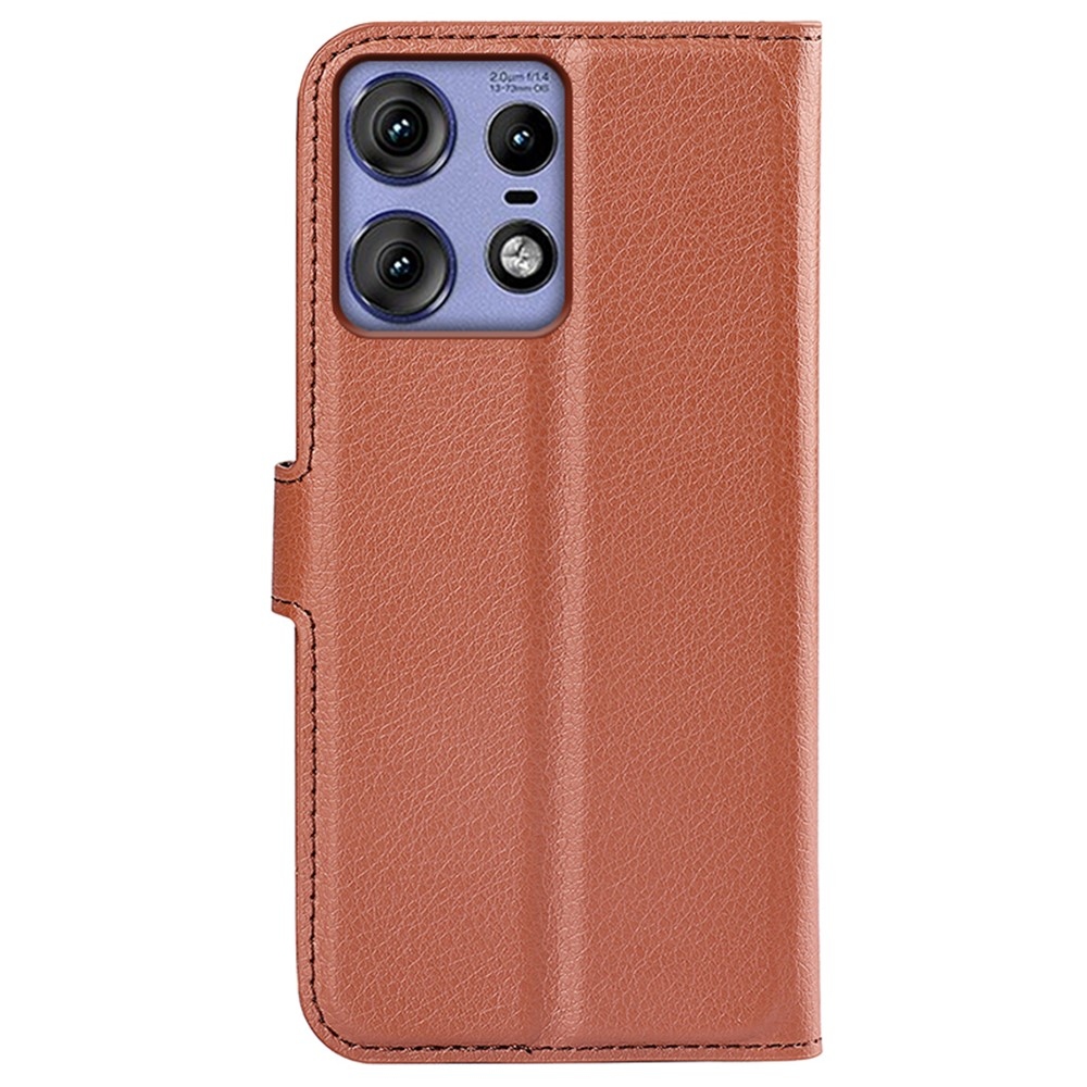 Litchi knižkové púzdro na Motorola Edge 50 Pro 5G - hnedé