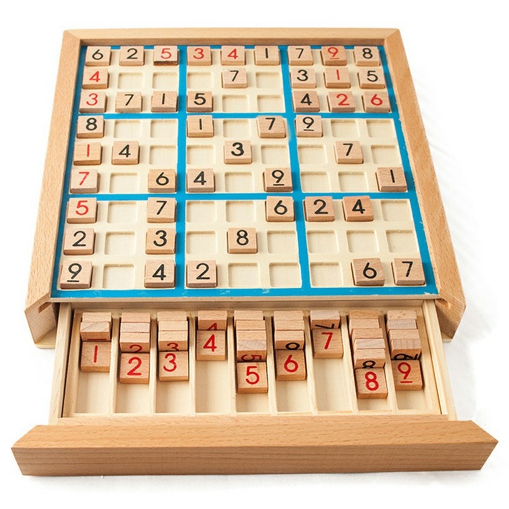 Drevené sudoku s číslami a úložnou zásuvkou