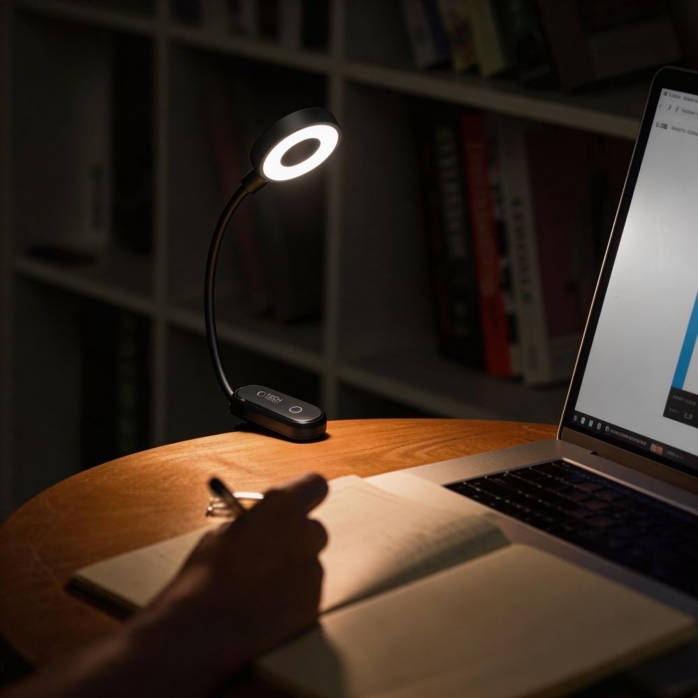 Tech-Protect LL100 LED lampička na čítanie s klipsom