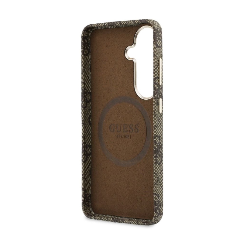 Guess PU 4G Script Metal Logo Magnetic Back Cover pre Samsung Galaxy S26 Brown