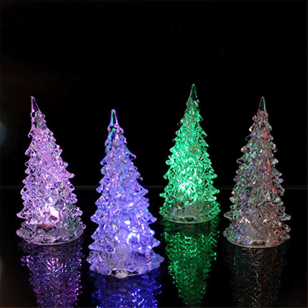 Plastový svietiaci LED vianočný stromček