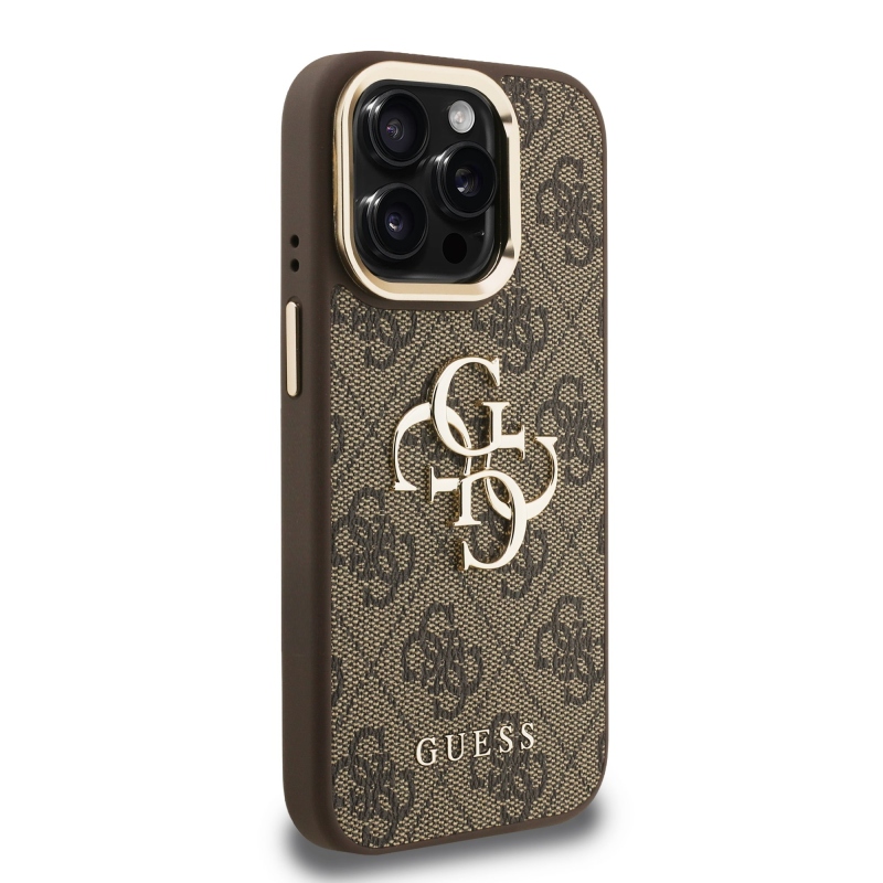 Guess PU 4G Metal Logo Stand Camera Frame Zadný Kryt pre iPhone 15 Pro Max Brown