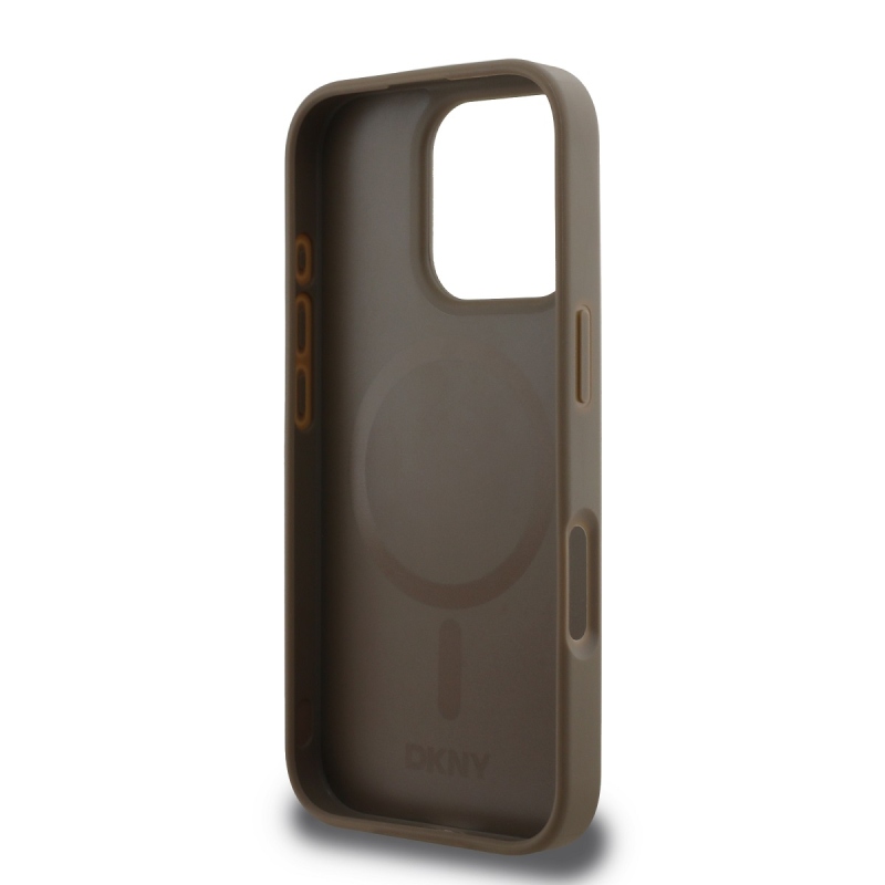 DKNY PU Leather Repeat Pattern Bottom Stripe MagSafe Zadný Kryt pre iPhone 16 Pro Max Brown