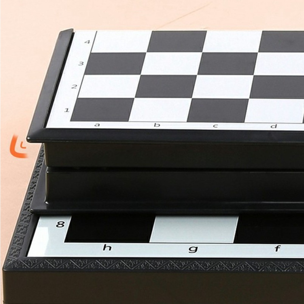 Magnetický skládací šach 20 × 20 cm cestovná sada