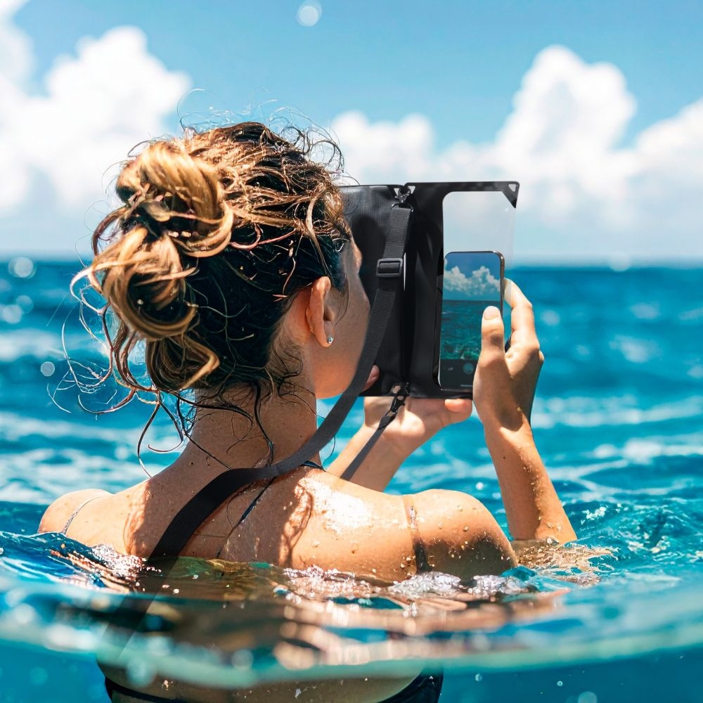 Spigen AquaShield A640 univerzálna vodotesná taška cez rameno a púzdro - čierna