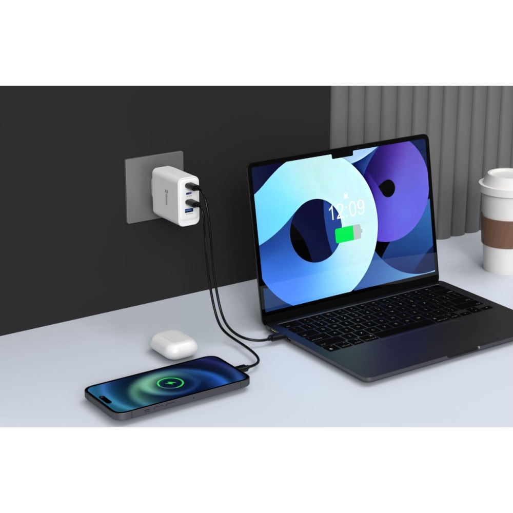 SWISSTEN sieťový adaptér edge GaN 2x USB-C PD 100W + 1x USB-C PD 20W + 1x USB-A QC 30W QC - biely