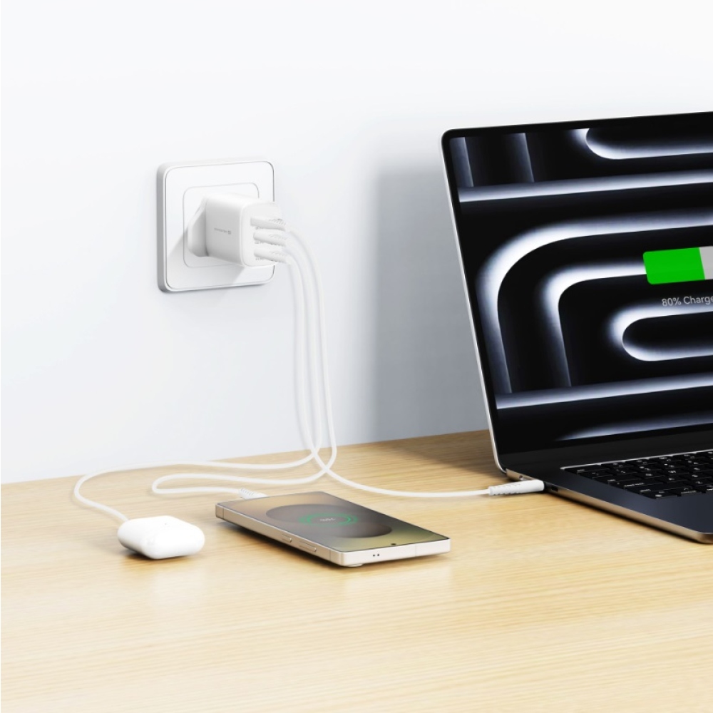 Swissten sieťový adaptér Edge Gan 2x USB-C PD 65W + 1x USB-A 18W QC, pre UK zásuvku - biely