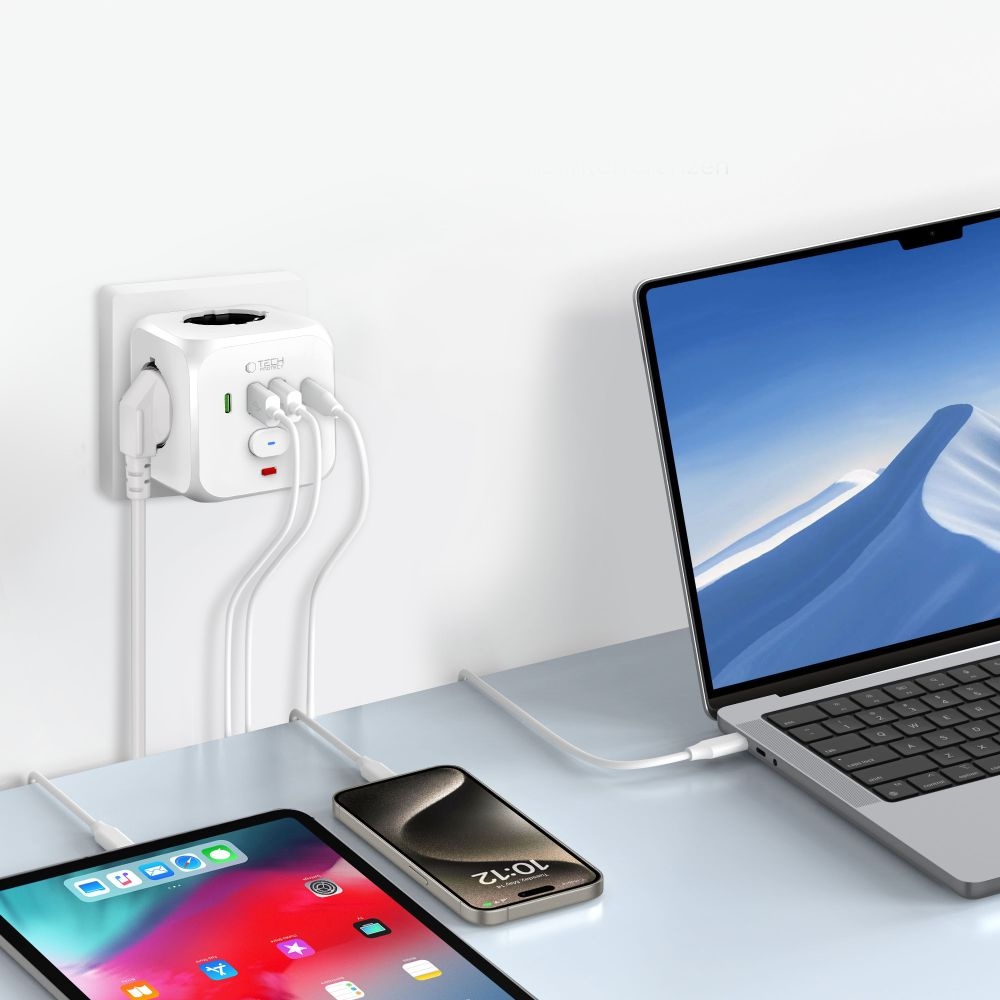 Tech-Protect Rozdvojka C13 PCL3X4 3x zásuvka 2x USB-A 2x USB-C - biela