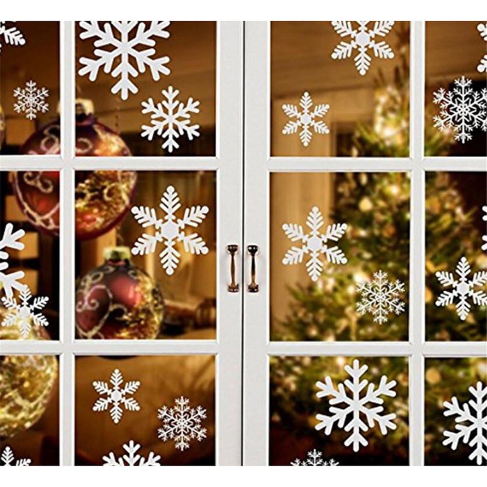 Vianočná samolepiaca dekorácia snehovej vločky na okno aj stenu 50 × 35 cm