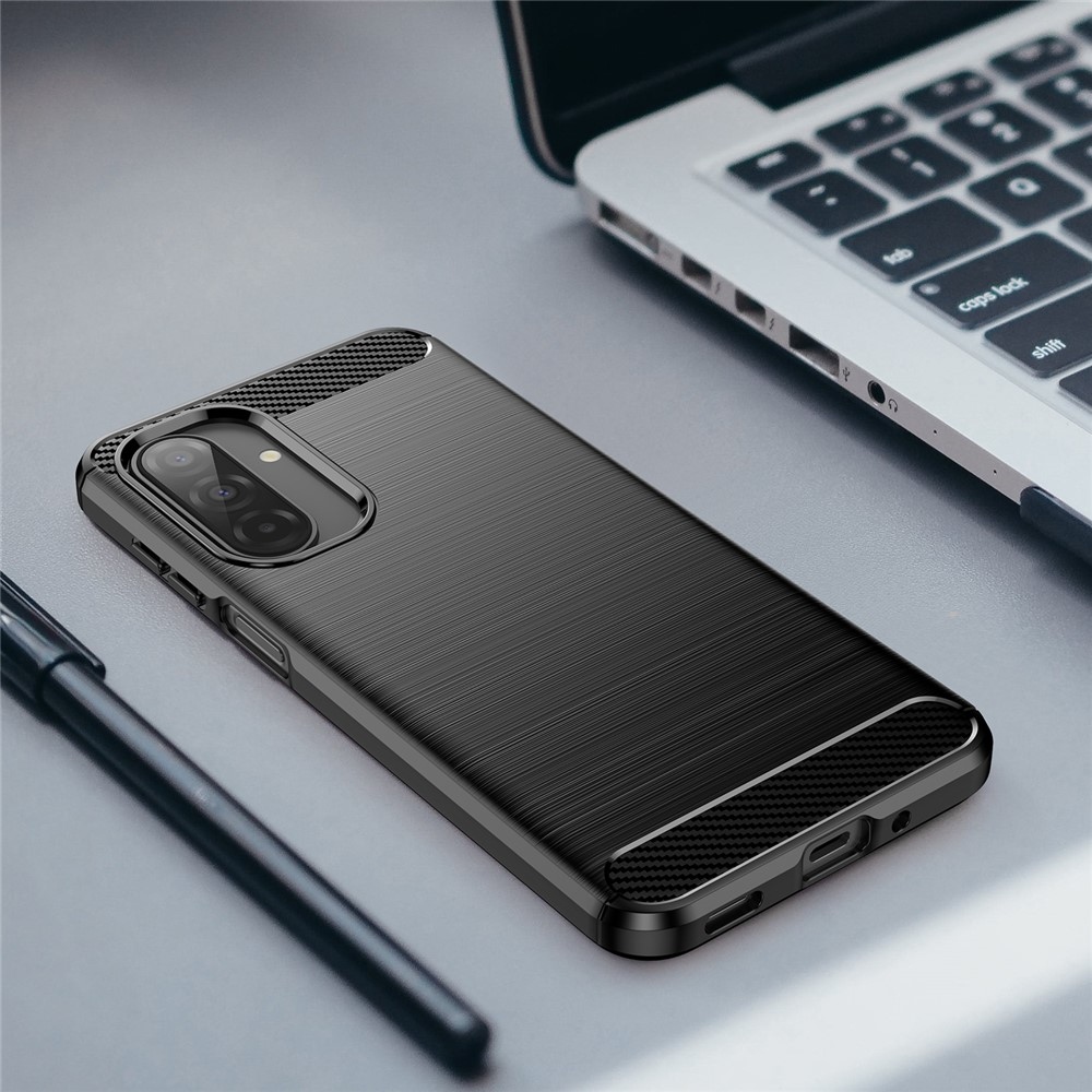 Carbon odolný gélový obal na mobil Samsung Galaxy A17 5G - čierny