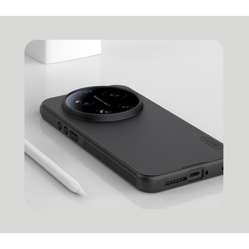 Nillkin Super Frosted PRO Magnetický zadný kryt pre Xiaomi 17 Ultra Black